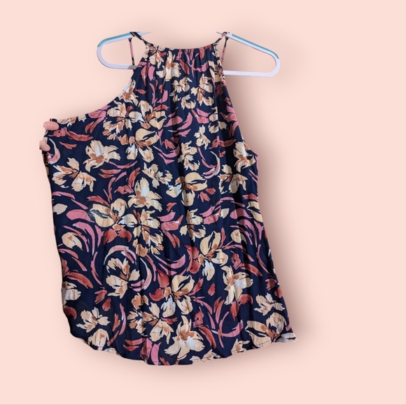 Floral Sleeveless Top - Multicolor - Picture 8 of 11